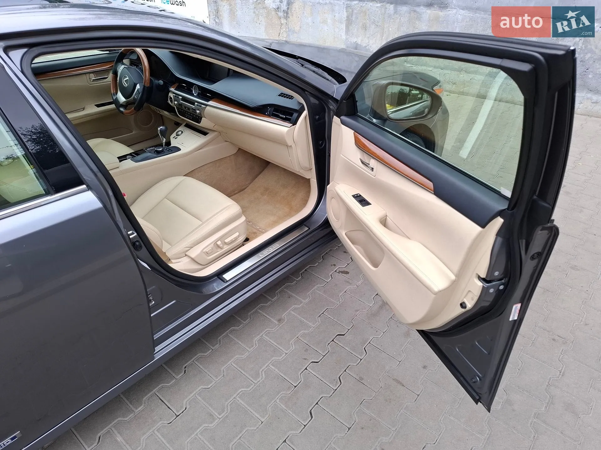 2014 Lexus ES - мініатюра 24