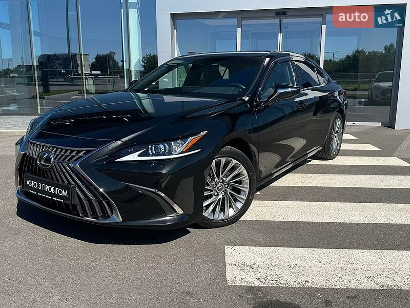 Седан Lexus ES 2024 в Киеве