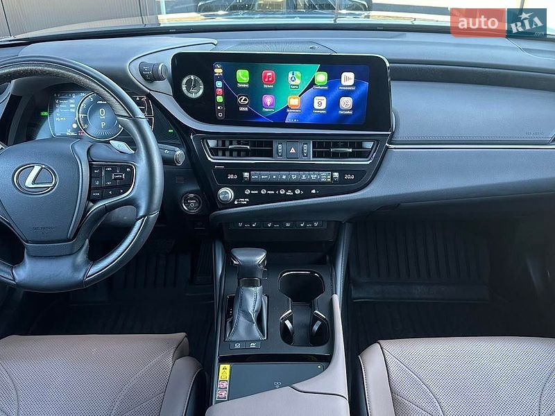 Седан Lexus ES 2024 в Киеве