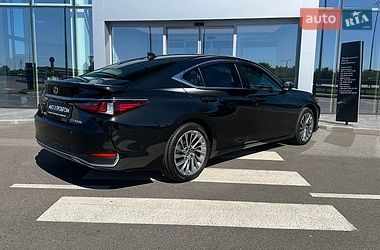 Седан Lexus ES 2024 в Киеве