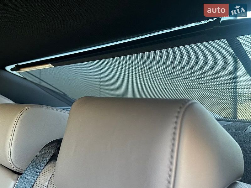 Седан Lexus ES 2024 в Киеве