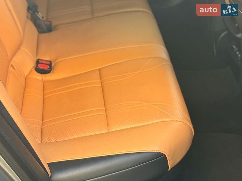 Седан Lexus ES 2023 в Вінниці фото 55 Седан Lexus ES 2023 в Вінниці