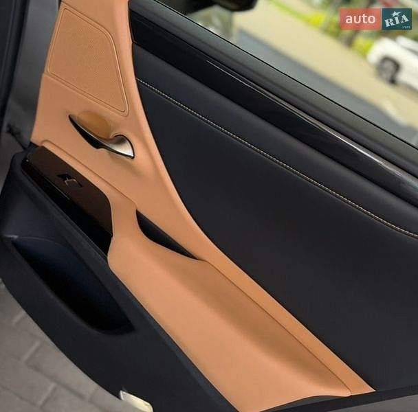 Седан Lexus ES 2023 в Дніпрі фото 33 Седан Lexus ES 2023 в Дніпрі