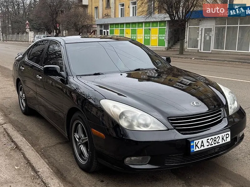 Lexus ES