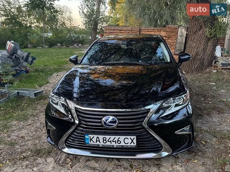 Lexus ES 2016