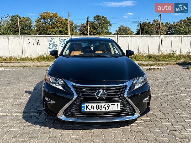 Lexus ES 2016