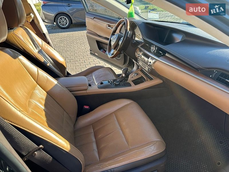 Седан Lexus ES 2016 в Києві фото 13 Седан Lexus ES 2016 в Києві