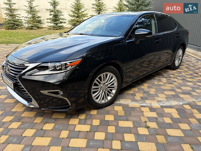 Lexus ES 2016