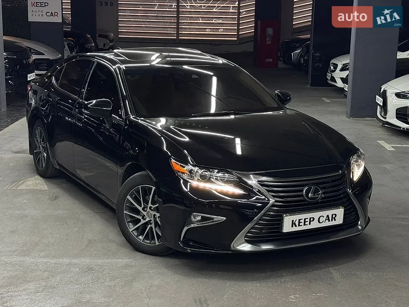 Lexus ES