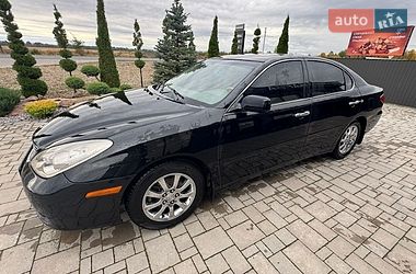 Седан Lexus ES 2005 в Брошневі