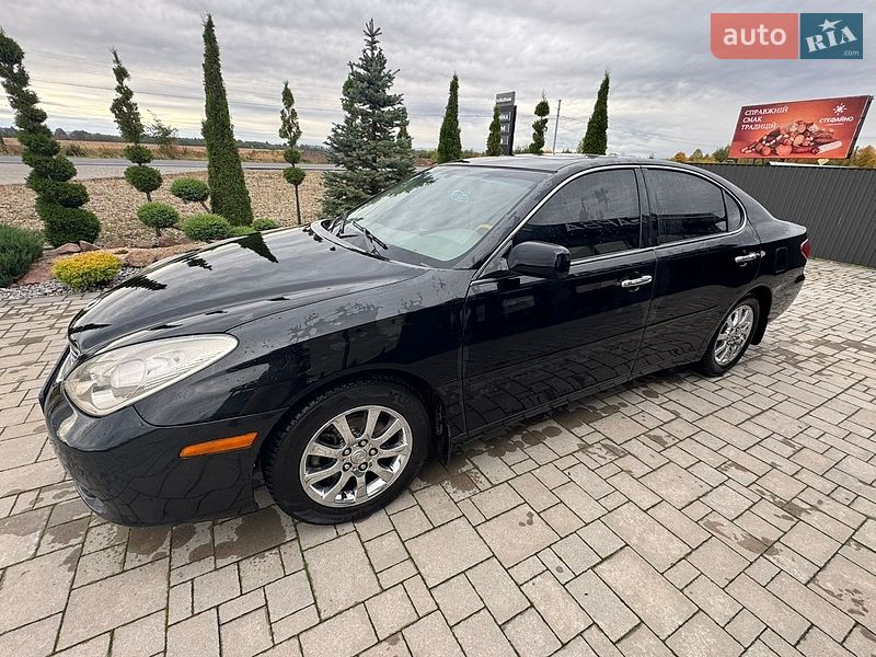 Седан Lexus ES 2005 в Брошневі
