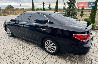 Седан Lexus ES 2005 в Брошневі