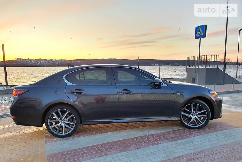 Седан Lexus GS 2017 в Тернополі
