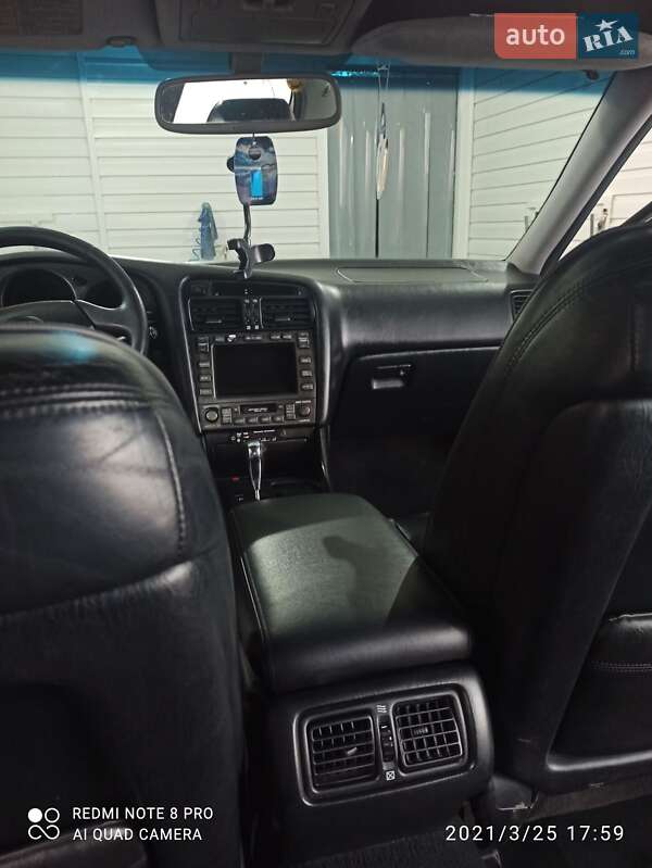 Седан Lexus GS 1999 в Черновцах