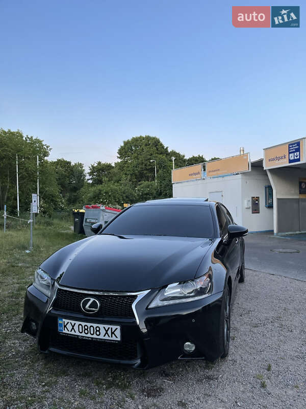 Седан Lexus GS 2015 в Харкові