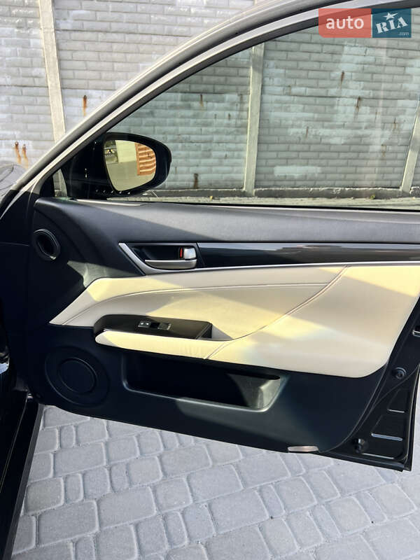 Седан Lexus GS 2012 в Дніпрі фото 28 Седан Lexus GS 2012 в Дніпрі