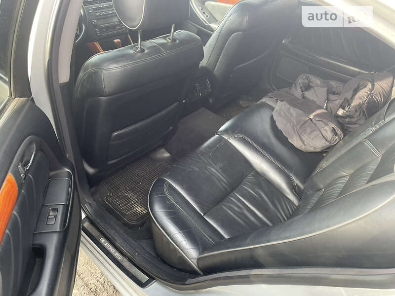 Седан Lexus GS 1998 в Тульчині