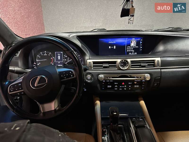 Седан Lexus GS 2015 в Івано-Франківську