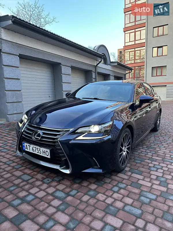 Lexus GS