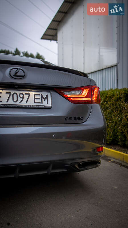 Седан Lexus GS 2012 в Черновцах