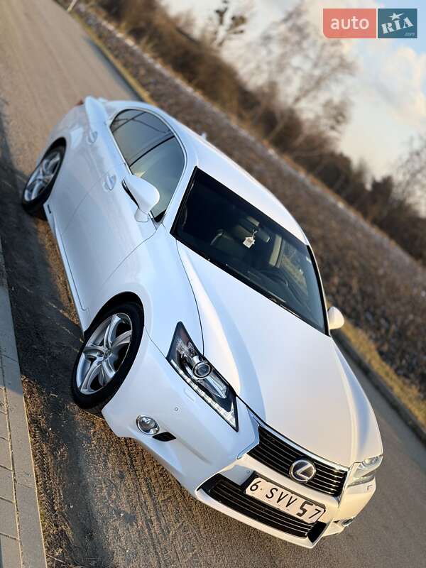 Седан Lexus GS 2014 в Львові