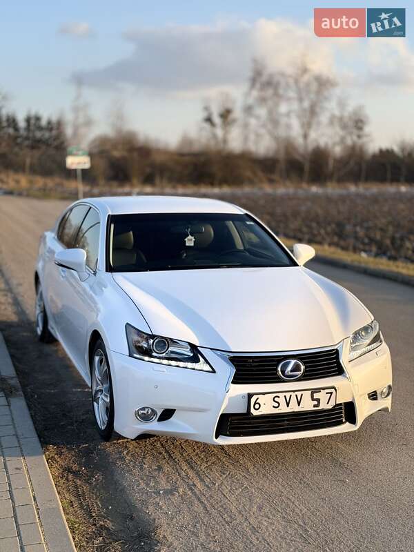 Седан Lexus GS 2014 в Львові