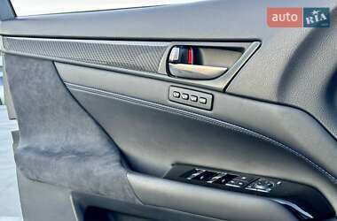 Седан Lexus GS 2015 в 