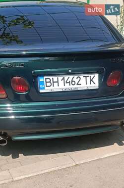 Седан Lexus GS 2001 в 