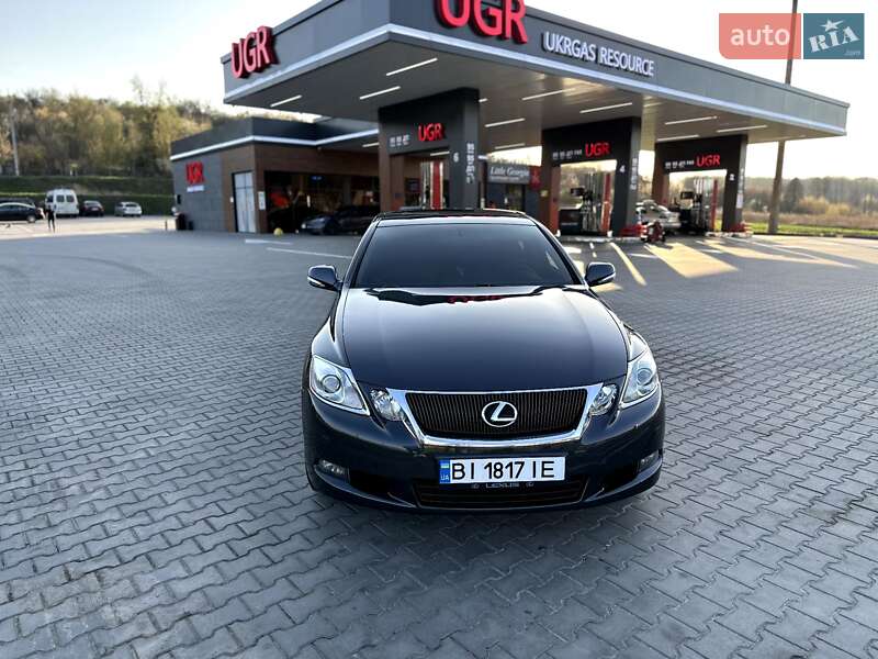 Седан Lexus GS 2010 в 