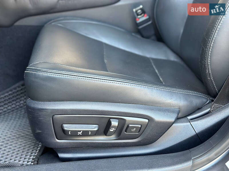 Седан Lexus GS 2014 в Днепре