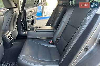 Седан Lexus GS 2014 в 