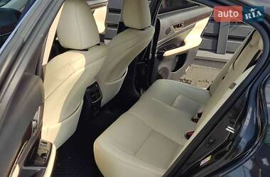 Седан Lexus GS 2017 в Киеве