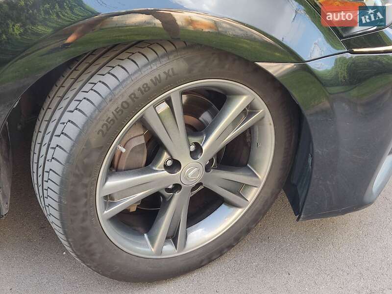 Седан Lexus GS 2017 в Киеве