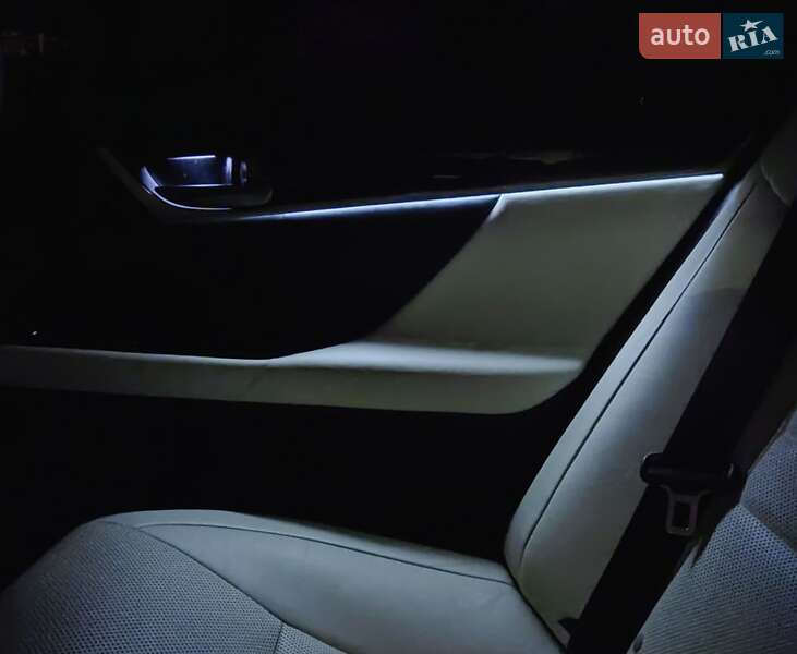 Седан Lexus GS 2017 в Киеве