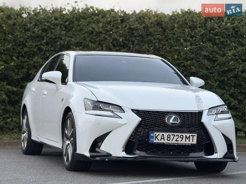 Седан Lexus GS 2016 в 