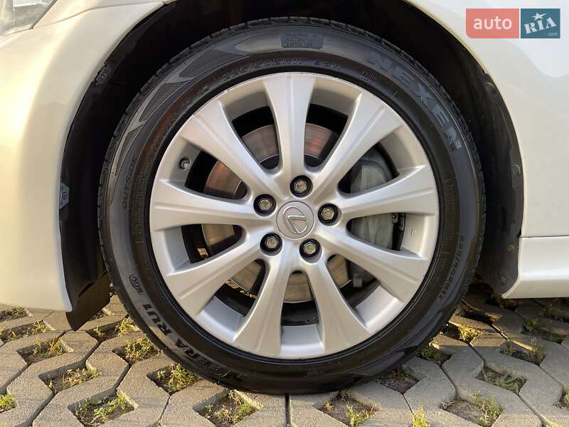 Седан Lexus GS 2014 в Хмельницком