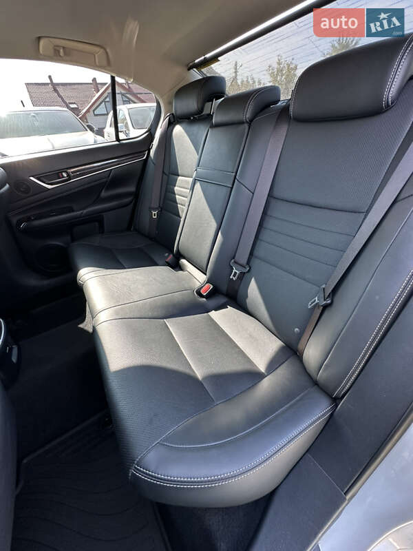 Седан Lexus GS 2015 в Івано-Франківську