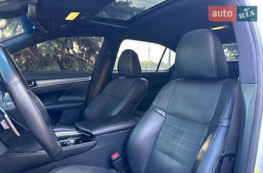 Седан Lexus GS 2016 в 