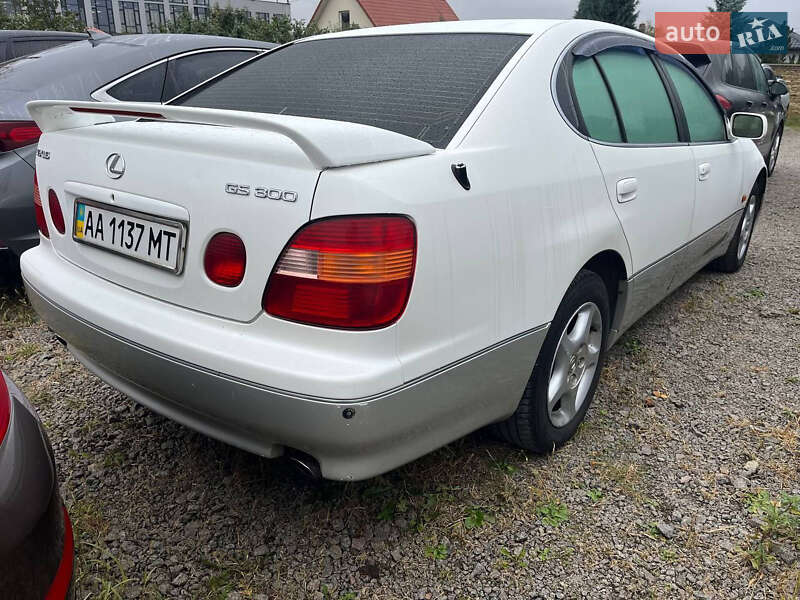 Седан Lexus GS 1999 в Ровно