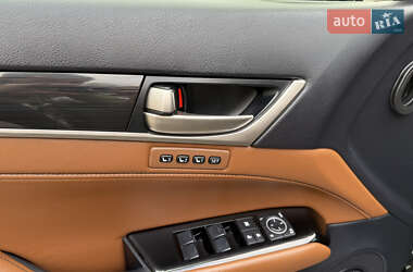 Седан Lexus GS 2013 в 