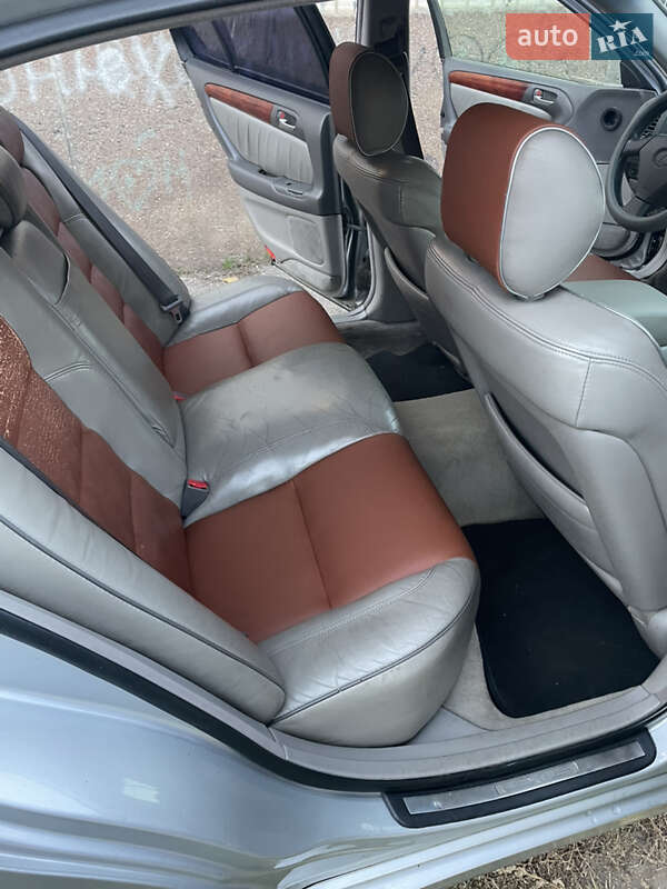 Седан Lexus GS 1998 в Черкасах