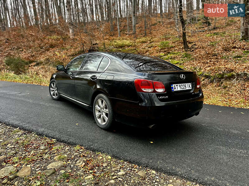 Седан Lexus GS 2011 в Долине