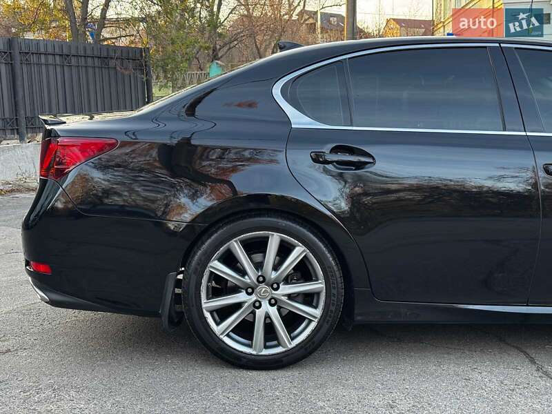 Седан Lexus GS 2014 в Киеве