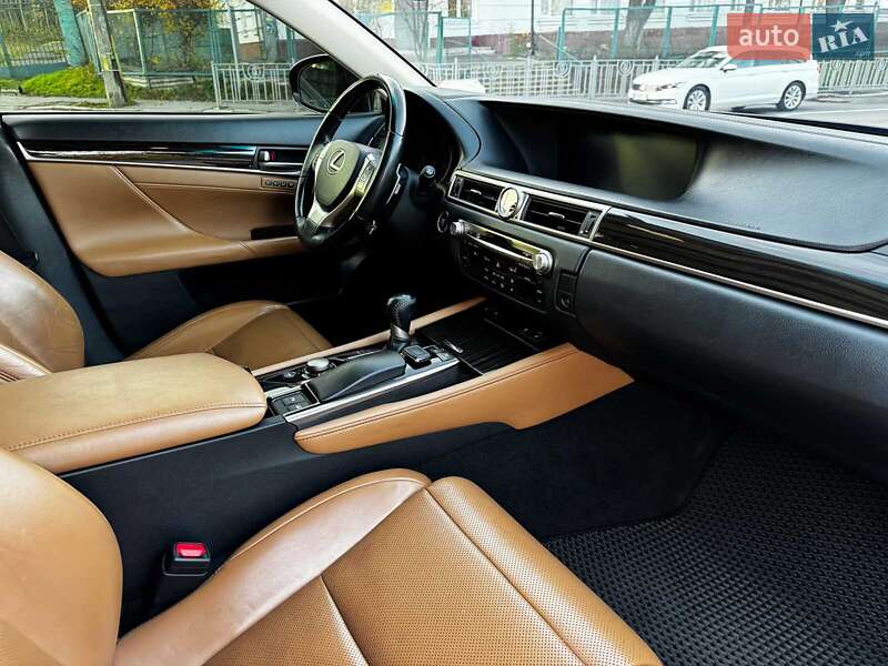 Седан Lexus GS 2014 в Киеве