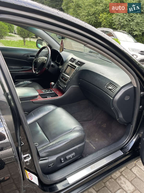 Седан Lexus GS 2007 в Черновцах