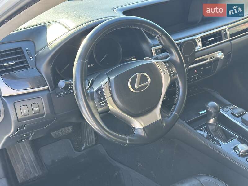 Седан Lexus GS 2014 в Киеве фото 11 Седан Lexus GS 2014 в Киеве