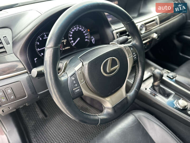 Седан Lexus GS 2012 в Тульчине