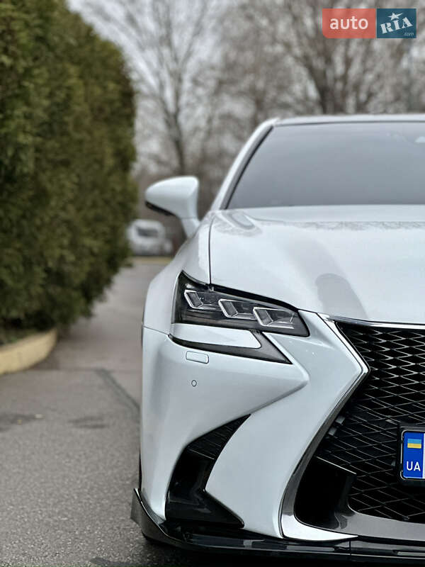 Седан Lexus GS 2016 в Киеве фото 11 Седан Lexus GS 2016 в Киеве