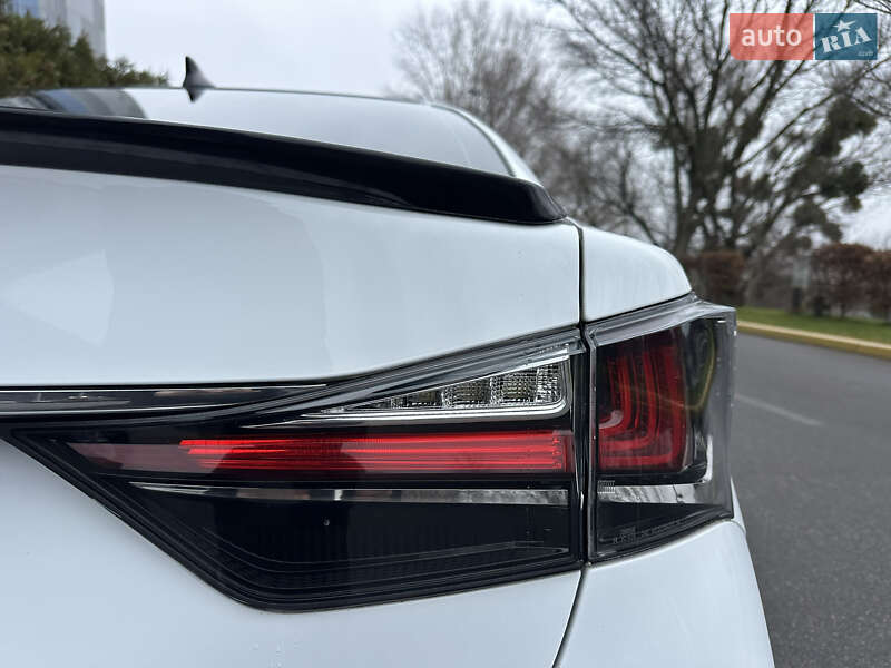 Седан Lexus GS 2016 в Киеве фото 39 Седан Lexus GS 2016 в Киеве