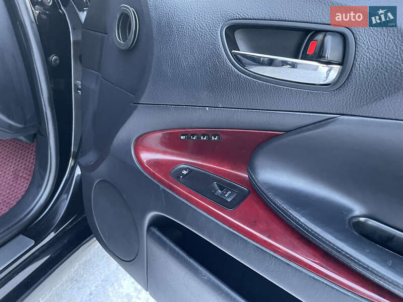 Седан Lexus GS 2005 в Овидиополе